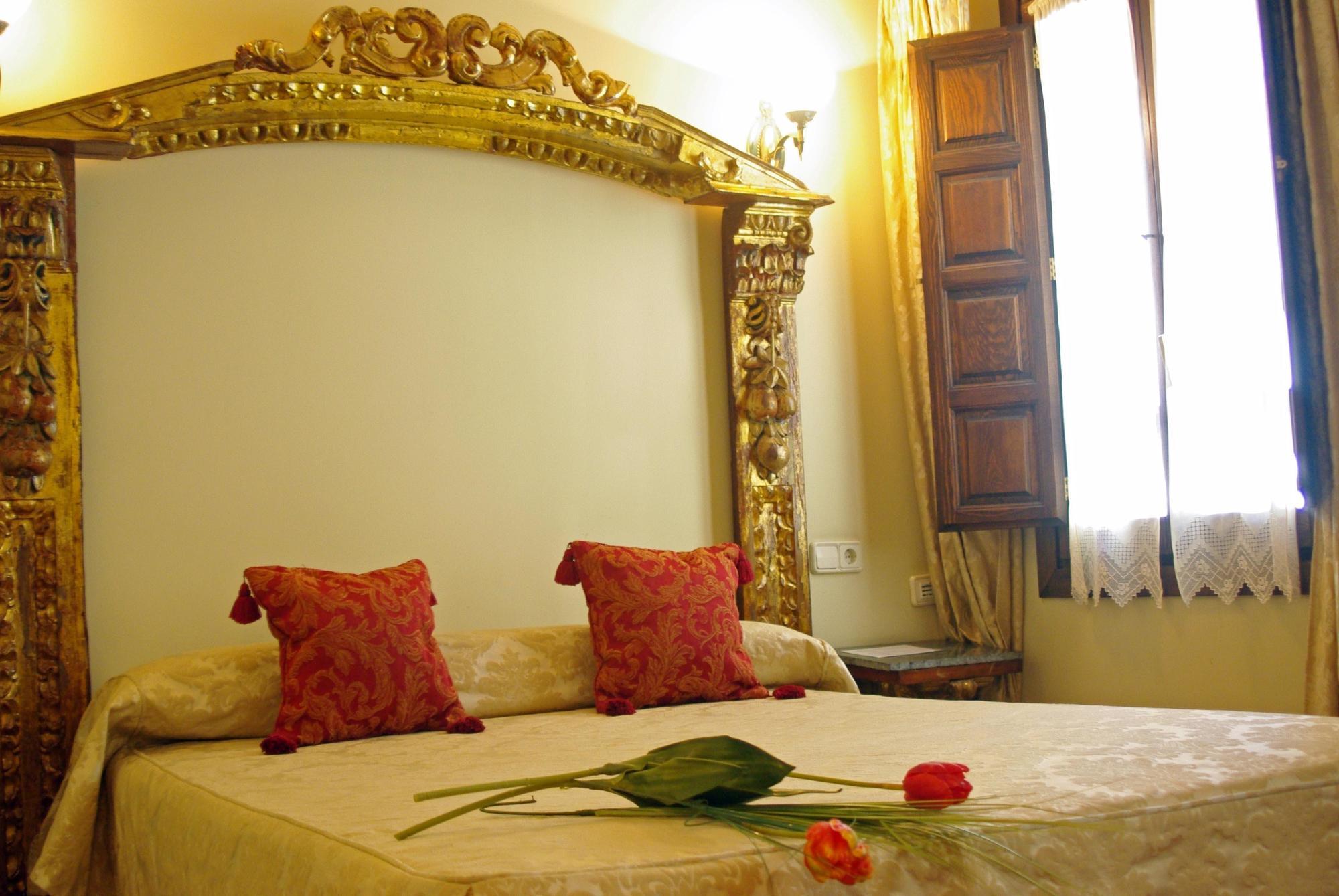 Hotel Alcazar Segovia Camera foto